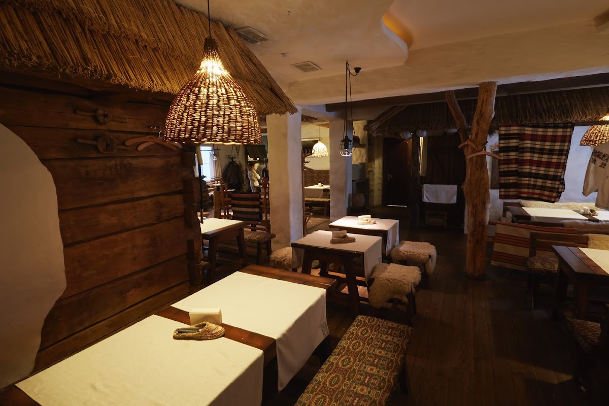 Курінь — Restaurant