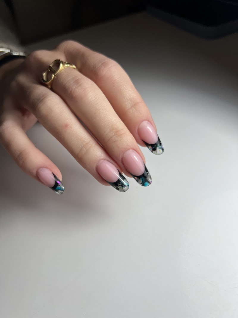 Crystal Nail Studio